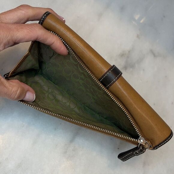 Coach Vintage Soho Trifold Buckle Leather Wallet - Picture 13 of 16